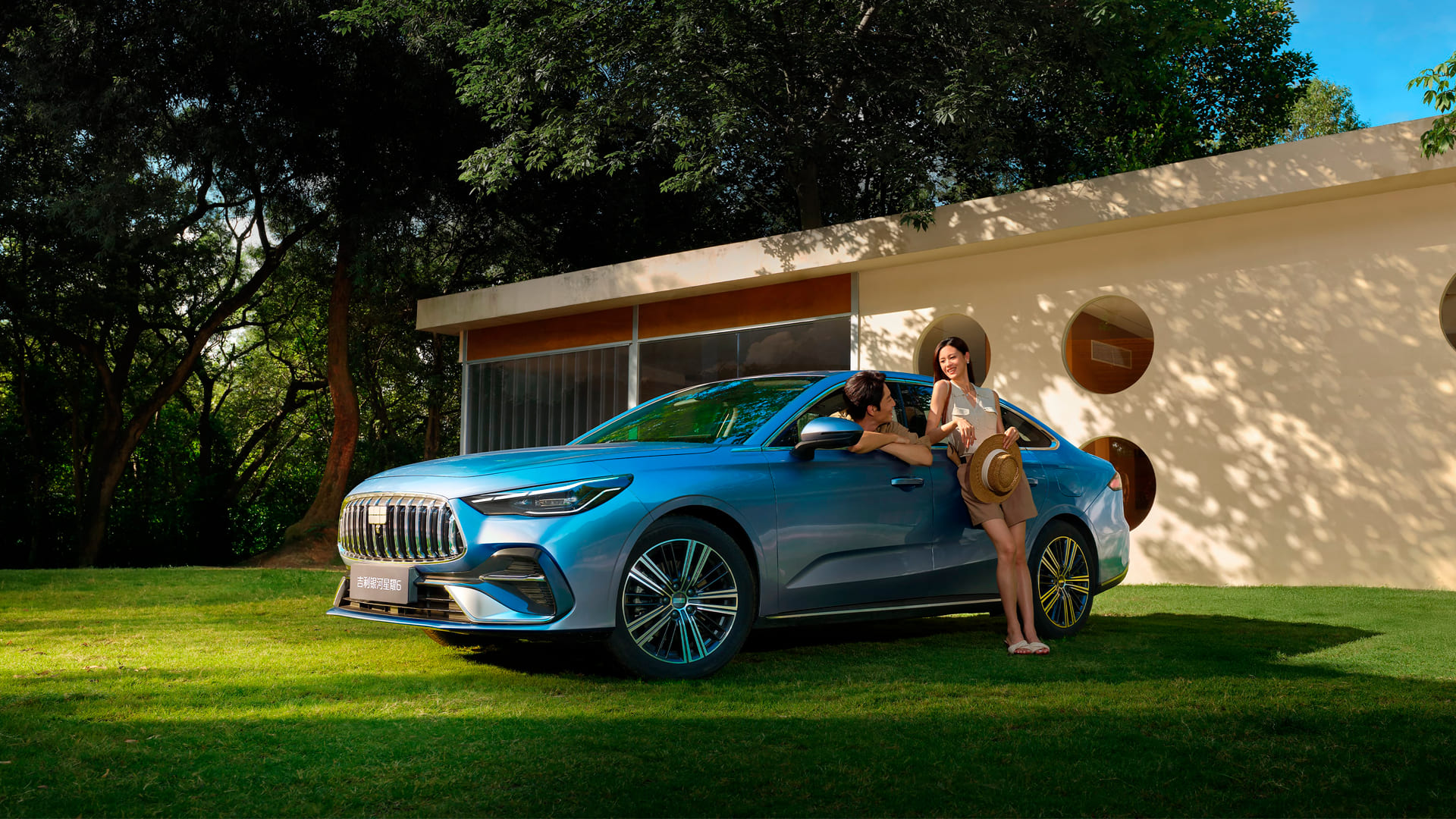 Гибридный автомобиль Geely Galaxy Star 6 PHEV